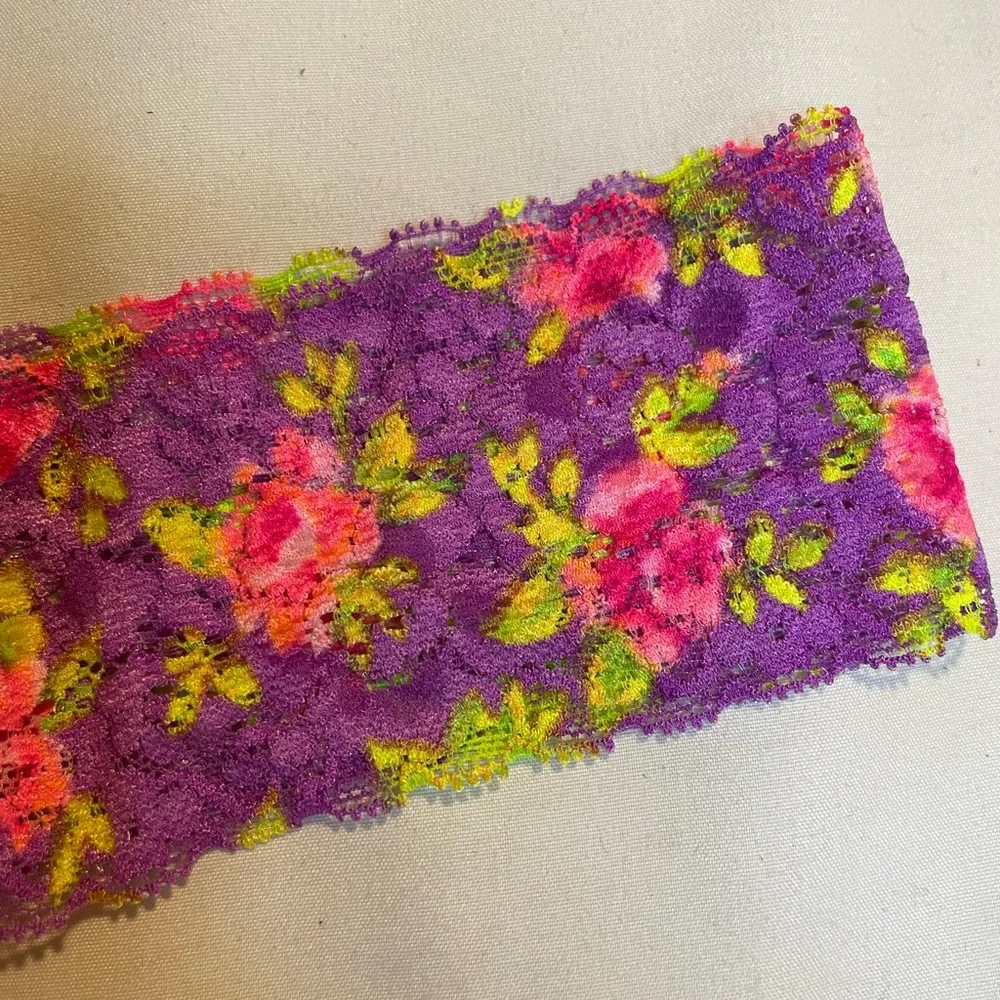 Victoria's Secret PINK Vintage Floral Thong Panty Size L NWOT Y2K